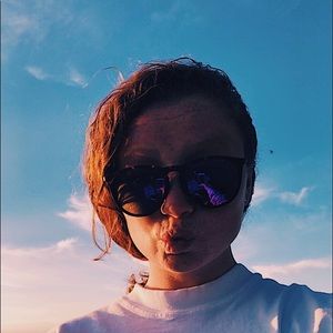 Meet your Posher, Sara